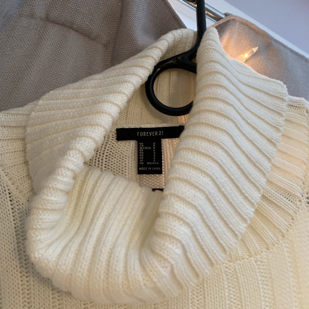 Sweater - Picture 2 of 2